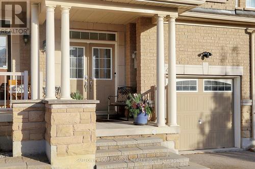 41 Lindvest Crescent, Vaughan, ON - Outdoor With Facade