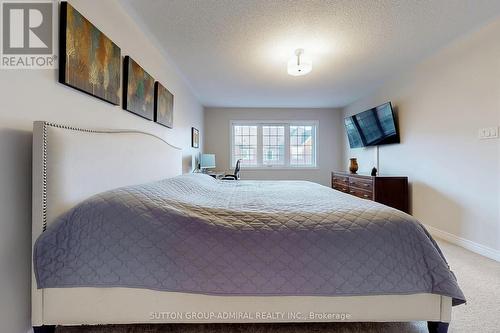 41 Lindvest Crescent, Vaughan, ON - Indoor Photo Showing Bedroom