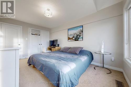 41 Lindvest Crescent, Vaughan, ON - Indoor Photo Showing Bedroom