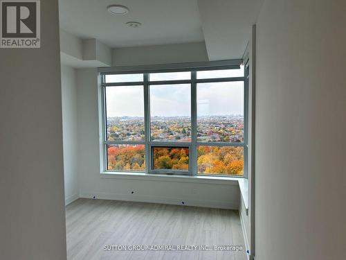 A1505 - 30 Upper Mall Way, Vaughan, ON - Indoor Photo Showing Other Room