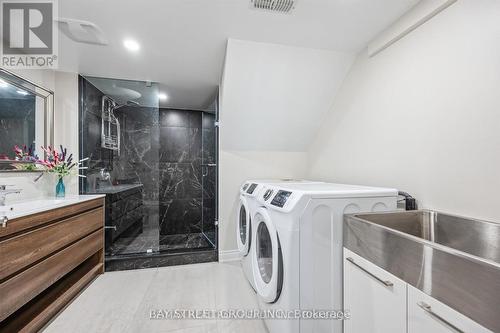 73 Walter Tunny Crescent, East Gwillimbury, ON - Indoor Photo Showing Laundry Room