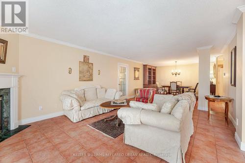 404 - 121 Woodbridge Avenue, Vaughan, ON - Indoor Photo Showing Living Room With Fireplace