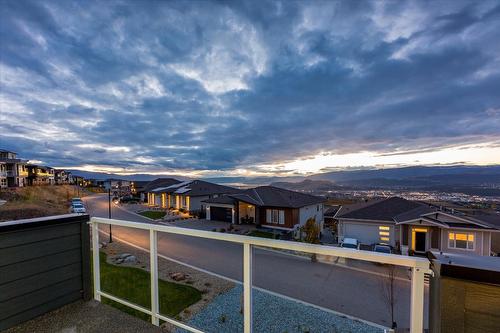 2163 Kentucky Crescent, Kelowna, BC - Outdoor