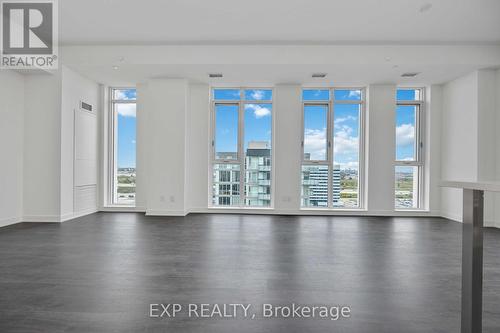 1806 - 8119 Birchmount Road, Markham, ON - Indoor Photo Showing Living Room