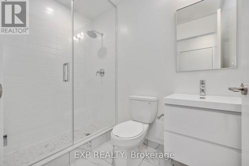 1806 - 8119 Birchmount Road, Markham, ON - Indoor Photo Showing Bathroom