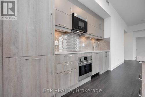 1806 - 8119 Birchmount Road, Markham, ON - Indoor Photo Showing Kitchen