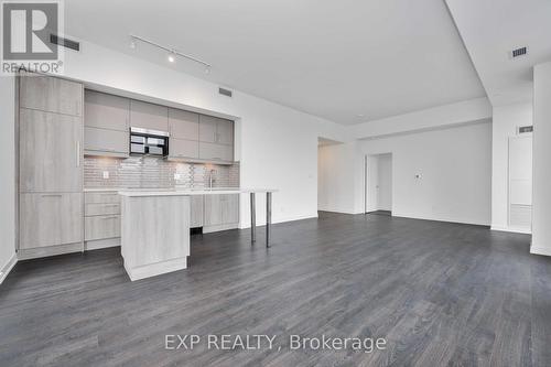 1806 - 8119 Birchmount Road, Markham, ON - Indoor Photo Showing Kitchen