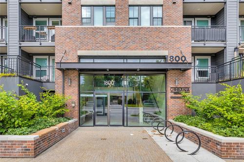 103-1800 Richter Street, Kelowna, BC - Outdoor With Exterior