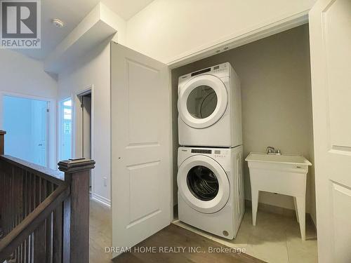 9 Albert Firman Lane, Markham, ON - Indoor Photo Showing Laundry Room