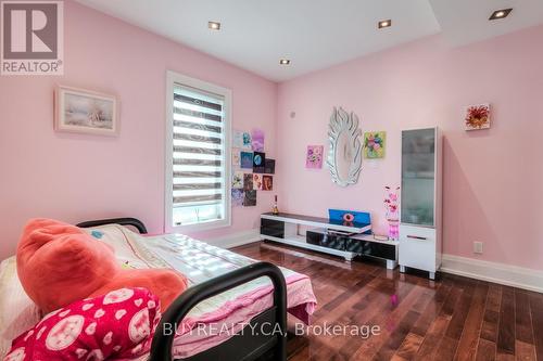 2530 King Road, King, ON - Indoor Photo Showing Bedroom