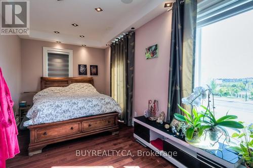 2530 King Road, King, ON - Indoor Photo Showing Bedroom