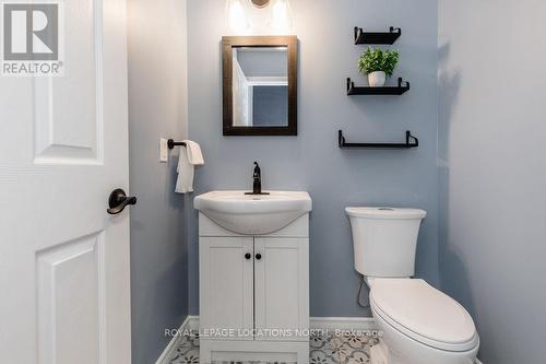 44 Stroud Crescent, Wasaga Beach, ON - Indoor Photo Showing Bathroom