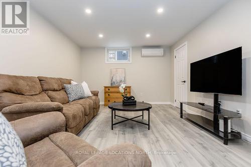 44 Stroud Crescent, Wasaga Beach, ON - Indoor