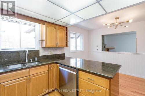 431 Innisfil Street, Barrie, ON - Indoor Photo Showing Kitchen With Double Sink