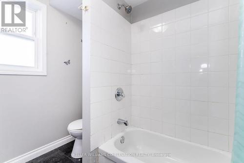 555 Champlain Road, Tiny, ON - Indoor Photo Showing Bathroom