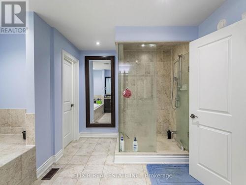 76 Degrey Drive, Brampton, ON - Indoor Photo Showing Bathroom