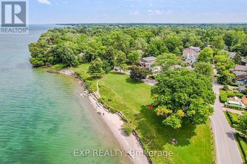 31 Shakespeare Avenue, Niagara-On-The-Lake, ON - Outdoor With Body Of Water With View