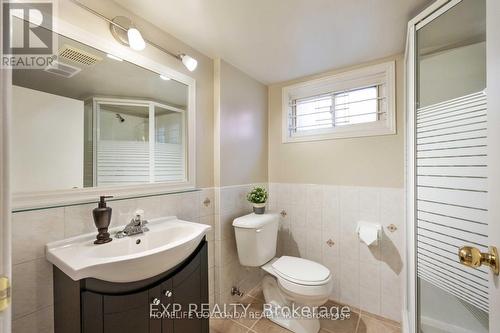 131 Broadlands Boulevard, Toronto, ON - Indoor Photo Showing Bathroom