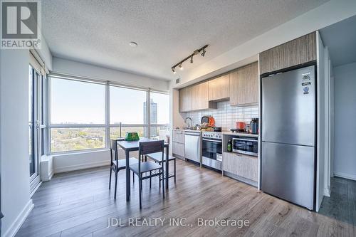 1608 - 395 Bloor Street E, Toronto, ON - Indoor Photo Showing Kitchen With Stainless Steel Kitchen