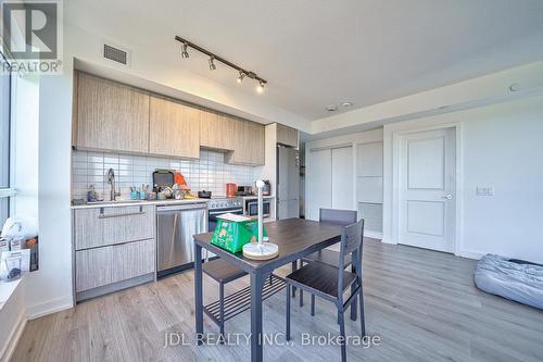 1608 - 395 Bloor Street E, Toronto, ON - Indoor Photo Showing Kitchen