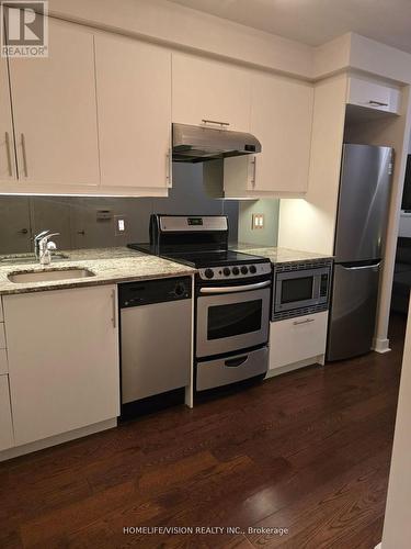 604 - 320 Richmond Street E, Toronto, ON - Indoor Photo Showing Kitchen With Stainless Steel Kitchen