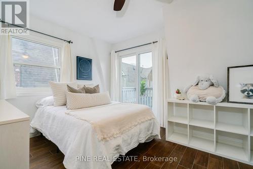 B - 32 Massey Street, Toronto, ON - Indoor Photo Showing Bedroom