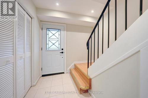 9 Lofty Hill Way, Toronto, ON - Indoor Photo Showing Other Room