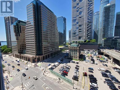 1203 - 33 Bay Street, Toronto, ON - Outdoor With Facade