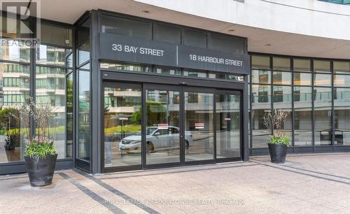 1203 - 33 Bay Street, Toronto, ON - Outdoor