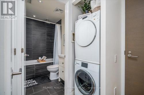 811 - 25 Stafford Street, Toronto, ON - Indoor Photo Showing Laundry Room