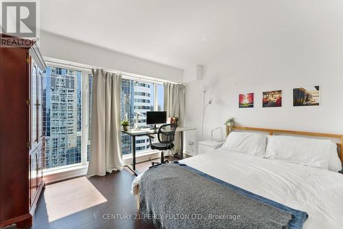 2411 - 210 Victoria Street, Toronto, ON - Indoor Photo Showing Bedroom