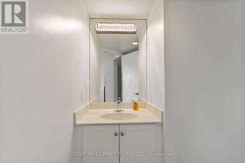 2411 - 210 Victoria Street, Toronto, ON - Indoor Photo Showing Bathroom