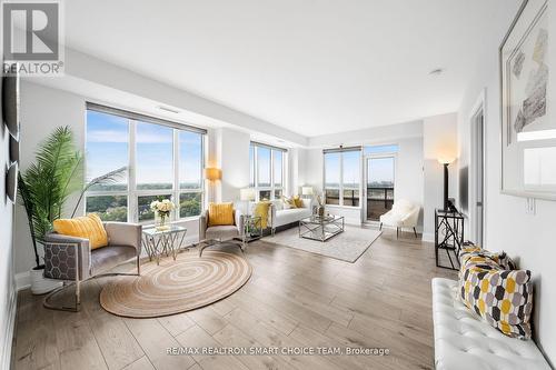 1211 - 100 Harrison Garden Boulevard, Toronto, ON - Indoor Photo Showing Living Room