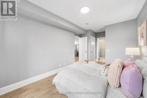 1211 - 100 Harrison Garden Boulevard, Toronto, ON - Indoor Photo Showing Bedroom