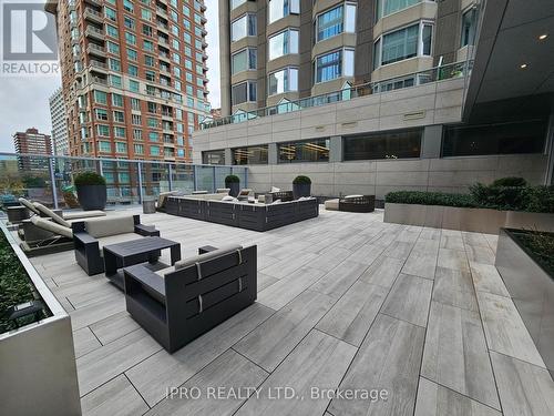 712 - 188 Cumberland Street, Toronto, ON - Outdoor