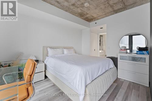 705 - 51 Trolley Crescent, Toronto, ON - Indoor Photo Showing Bedroom