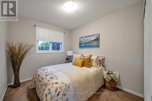 1 Barwick Court E, Whitby, ON - Indoor Photo Showing Bedroom