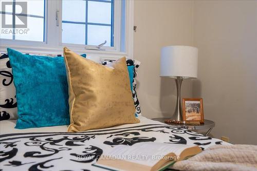 1 Barwick Court E, Whitby, ON - Indoor Photo Showing Bedroom