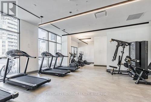 411 - 10 Meadowglen Place, Toronto, ON - Indoor Photo Showing Gym Room