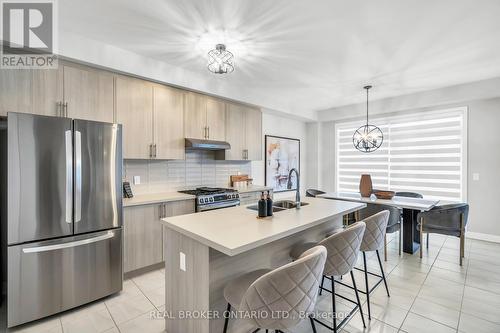 1058 Thompson Drive, Oshawa, ON - Indoor Photo Showing Kitchen With Stainless Steel Kitchen With Double Sink With Upgraded Kitchen