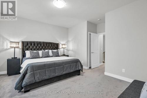 1058 Thompson Drive, Oshawa, ON - Indoor Photo Showing Bedroom