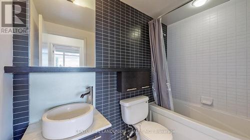 3409 - 21 Carlton Street, Toronto, ON - Indoor Photo Showing Bathroom