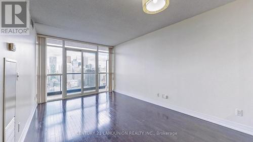 3409 - 21 Carlton Street, Toronto, ON - Indoor Photo Showing Other Room