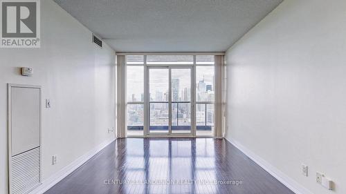 3409 - 21 Carlton Street, Toronto, ON - Indoor Photo Showing Other Room