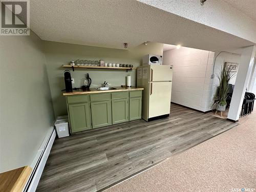 #10 1391 98Th Street W, North Battleford, SK - Indoor