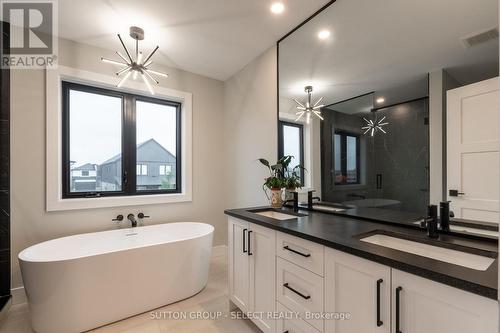 3861 Petalpath Way, London, ON - Indoor Photo Showing Bathroom