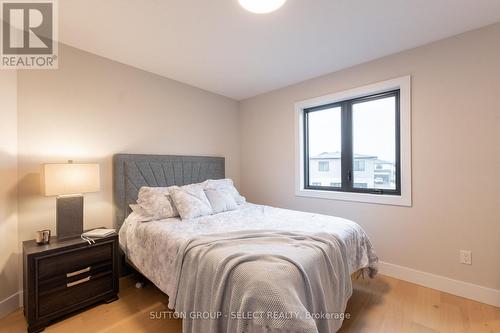 3861 Petalpath Way, London, ON - Indoor Photo Showing Bedroom