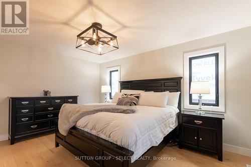 3861 Petalpath Way, London, ON - Indoor Photo Showing Bedroom