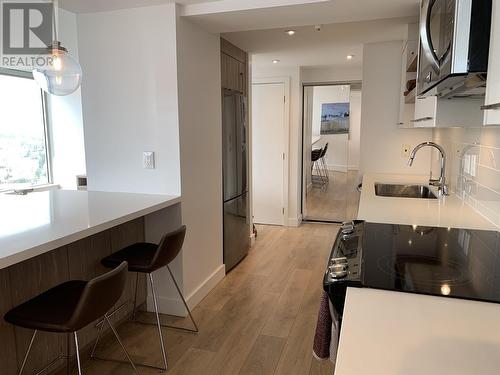 3102 183 Keefer Place, Vancouver, BC - Indoor Photo Showing Kitchen