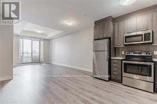 706 - 150 Main St Street W, Hamilton, ON - Indoor Photo Showing Kitchen With Stainless Steel Kitchen